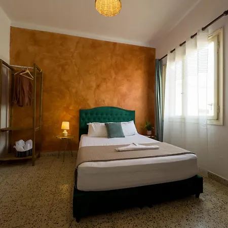 Bed & Breakfast Mascot Traditional