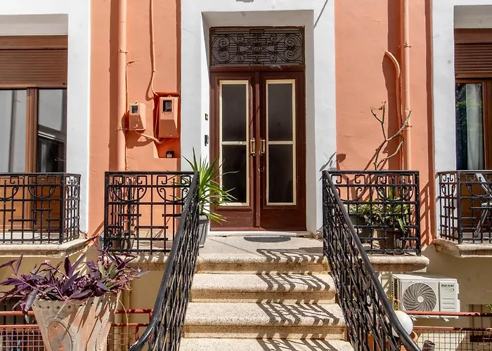 Mascot Traditional Bed & Breakfast 3*