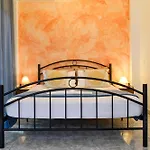 Mascot Traditional Bed and breakfast 3*