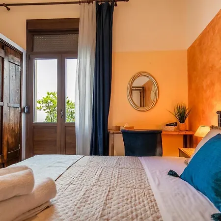 Mascot Traditional 3*