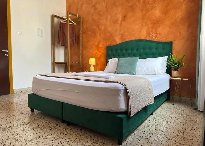 Bed & Breakfast Mascot Traditional